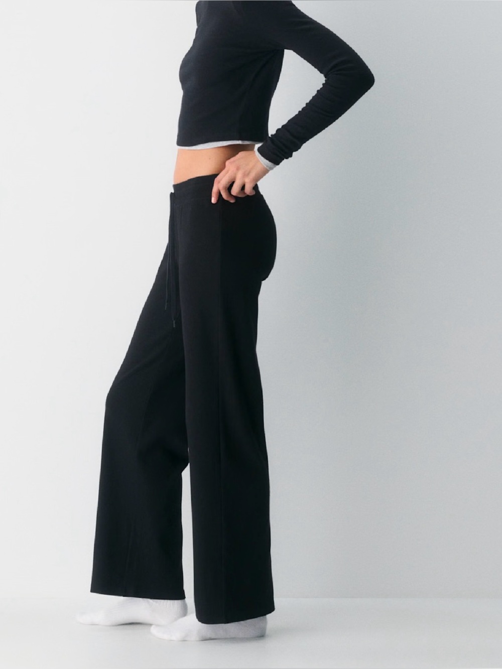 Aritzia Rib Kickback Pant